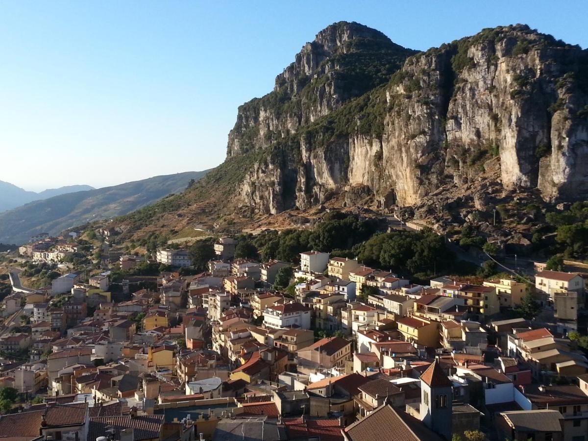 Fontana Seri Ulassai Екстер'єр фото